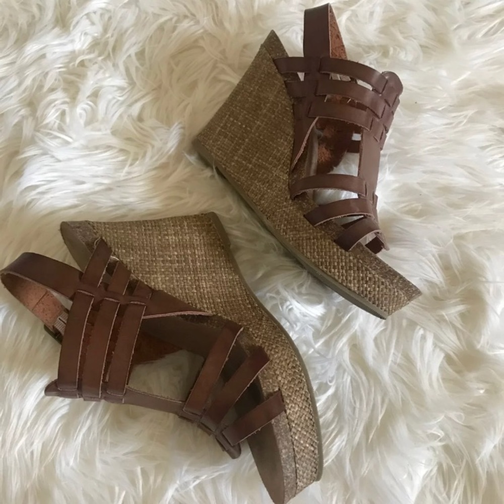 Women’s MIA wedges / 9.5 / booties heels